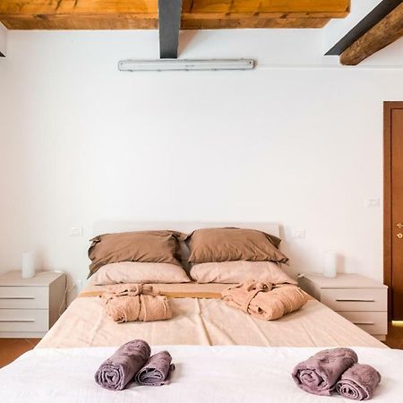 Whouse Suite Apartment Mirasole بولونيا المظهر الخارجي الصورة
